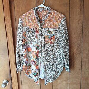 Pilcro Anthropologie Mixed Print Leopard Floral Button Down Blouse XS Boho